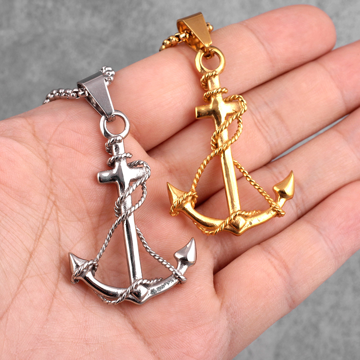 Colliers avec pendentifs ancre - Battle Rope Anchor avis et prix