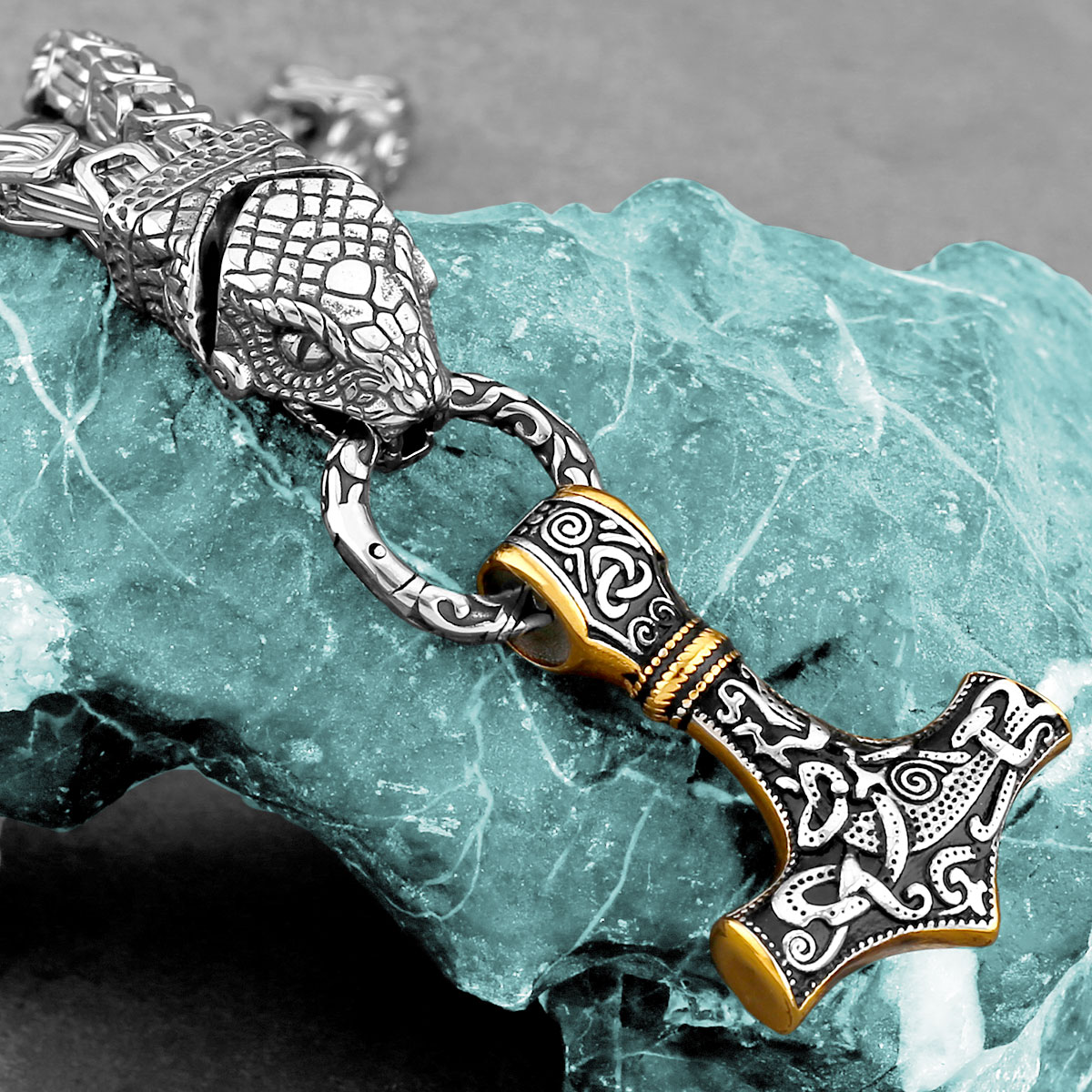 Collier tête de serpent nordiq - Battle Rope Anchor avis et prix